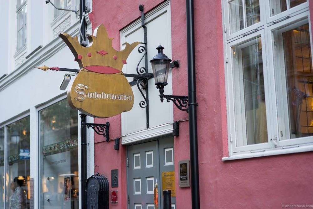 Statholdergaarden is located in Kvadraturen, next to the Mini Bottle Gallery