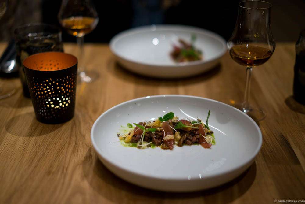 Beef tartare of ox heart with togarashi, pickled shitake mushrooms and unagi mayo. Togarashi is a Japanese chili. Unagi is a reduction of eel broth, rice wine, soy sauce and sugar. A wonderful dish with the most tender ox heart you can imagine! I just found the presentation a bit dull.