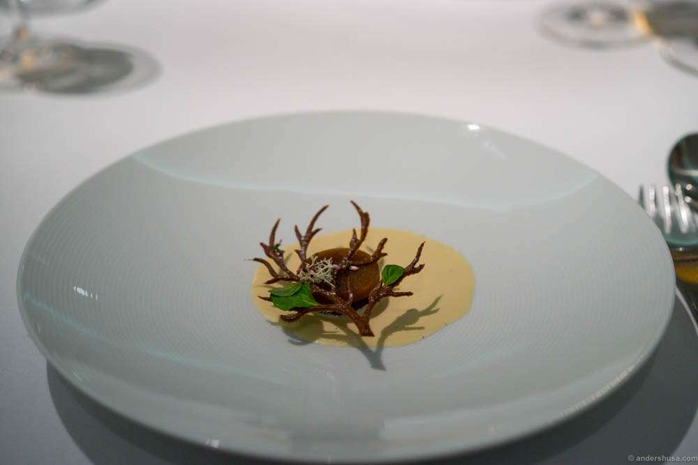 "Naked tree," dark beer, prune & cream with smoked beechwood. I preferred the summer version.