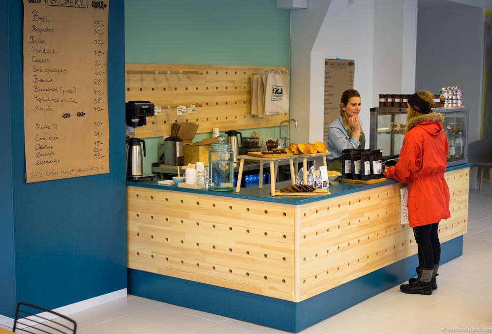 The neighbors of Sagene have discovered their new bakery!