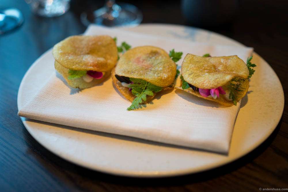 Potato chips with smoked cod roe