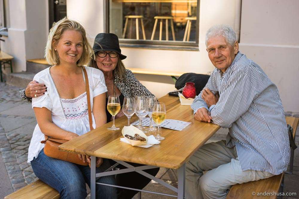 Linn with our new Danish friends: Ulla and her husband.