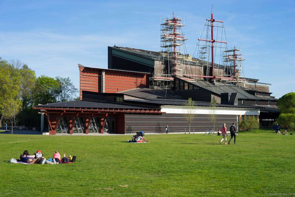 The Vasa museum. Yes, that's the old ship wreck piercing the roof