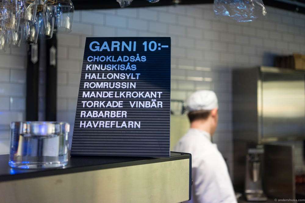 Garnish for the soft serve
