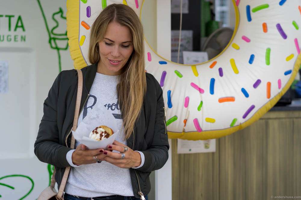 Doughnuts make you happy