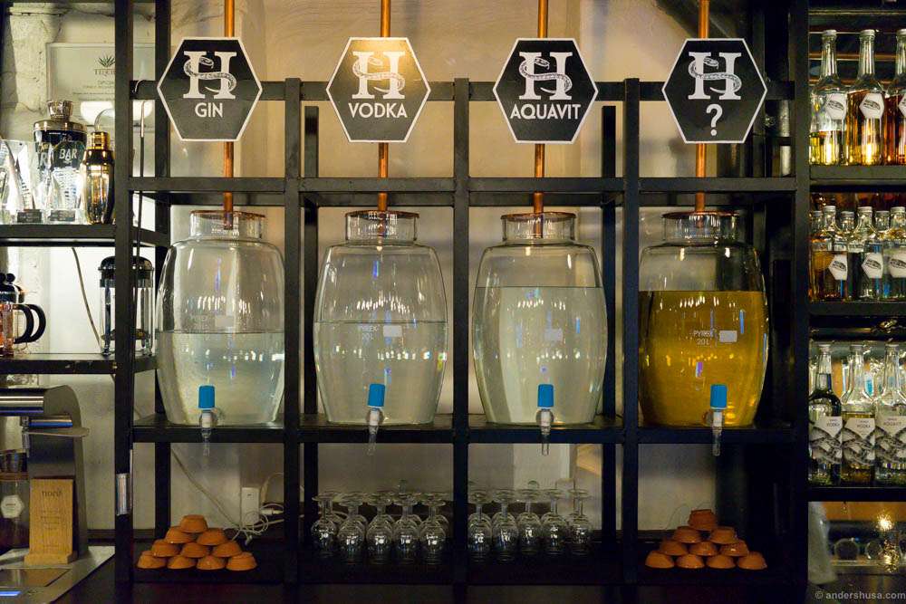 The homemade distilled spirits: gin, vodka, aquavit and the secret "Hapå"-aquavit.