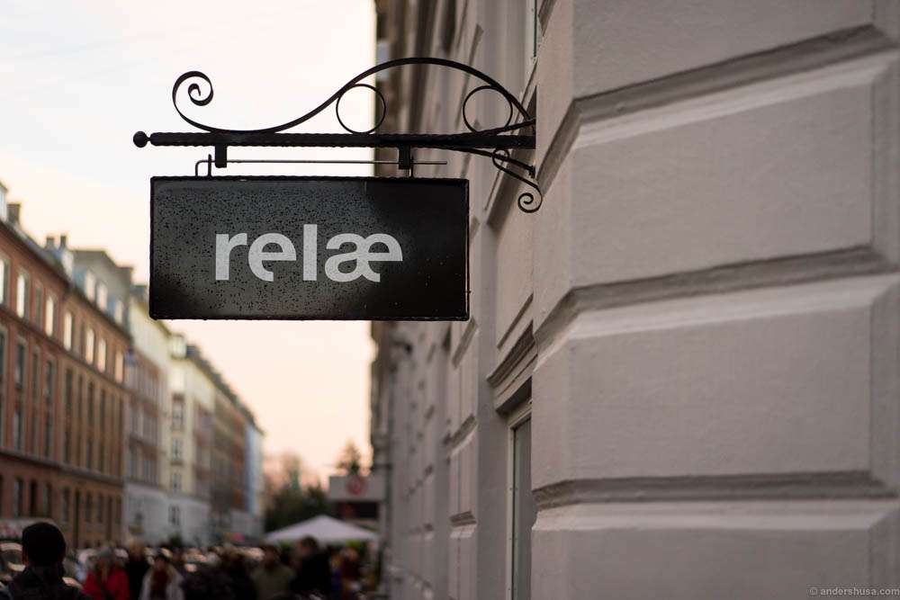 Relæ