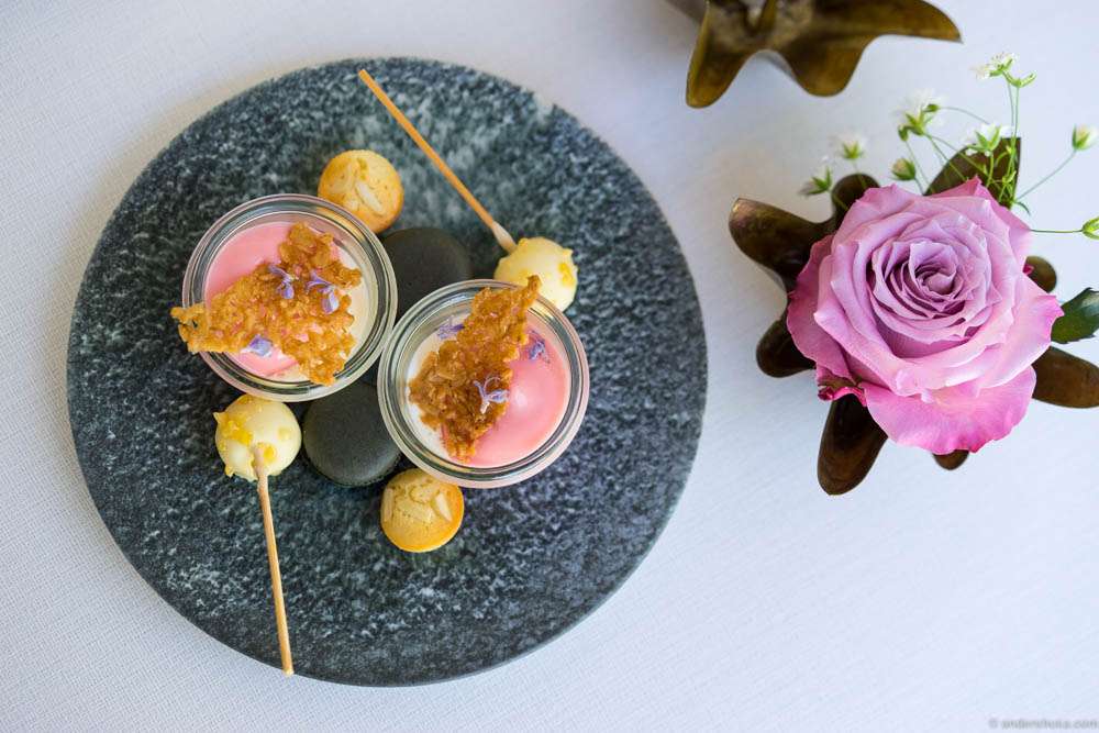 Petits fours! Lollipops, macarons and mousse