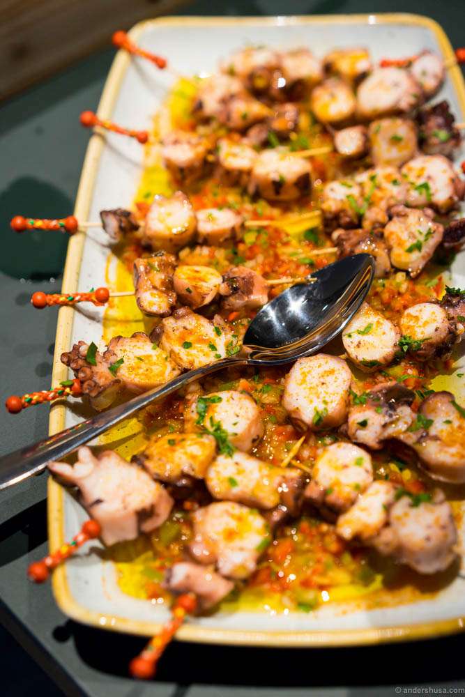 Squid in Basque salsa