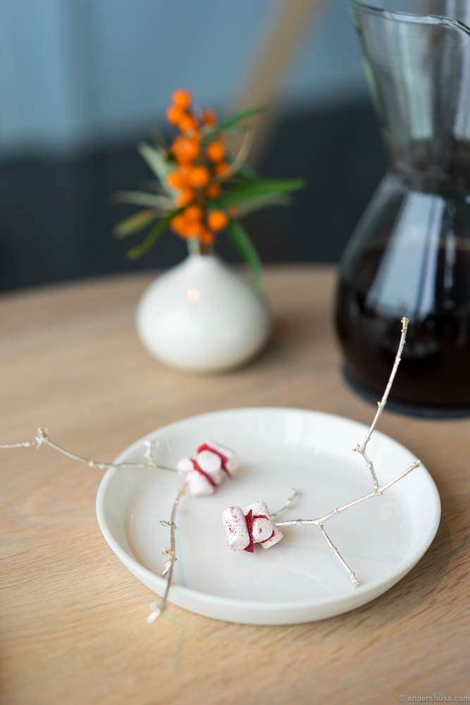 Marshmallow with rose hip