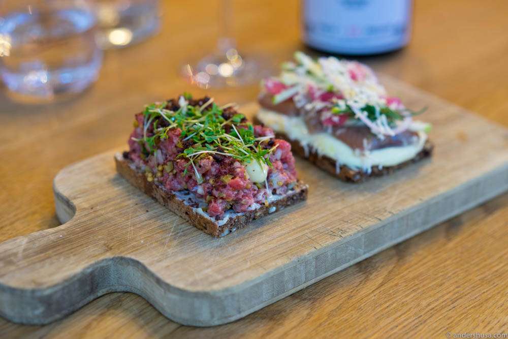 Rye bread with tartare, mustard, mayo & cress