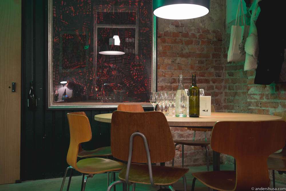 brutus-natural-wine-bar-nordic-hipster-restaurant-jens ...