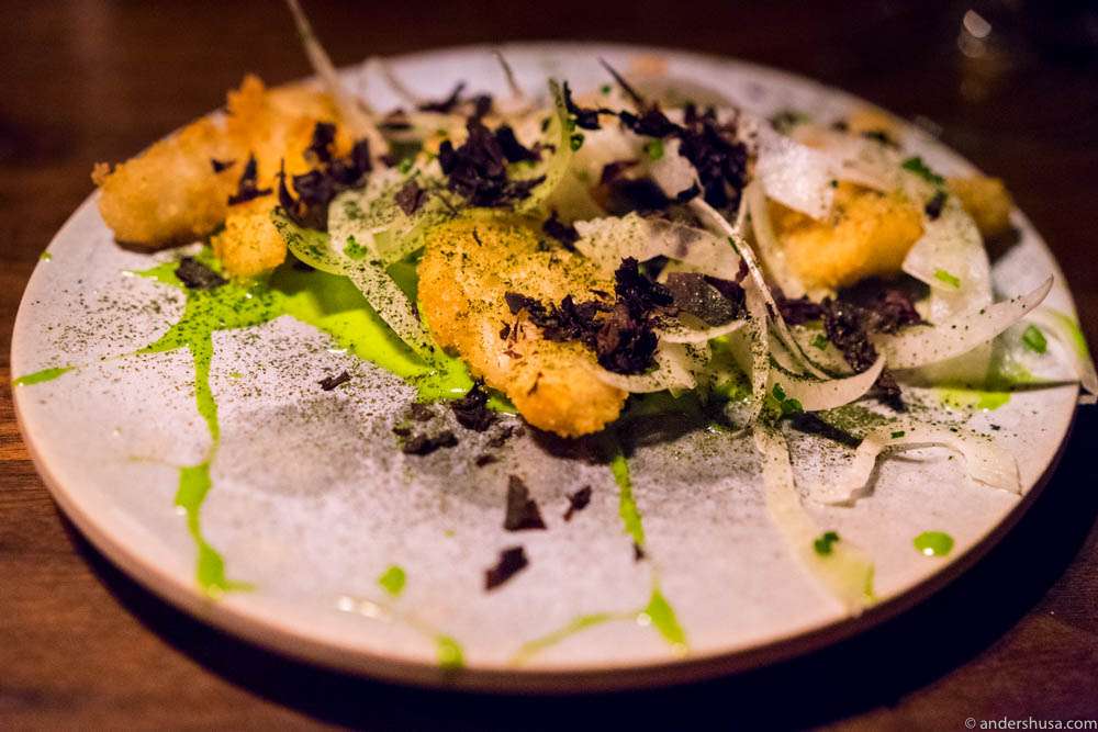 Crispy cod tongue & söl