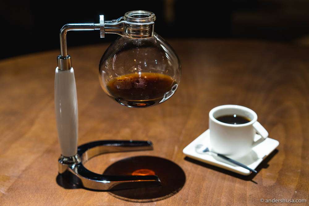 Siphon coffee at LOCO