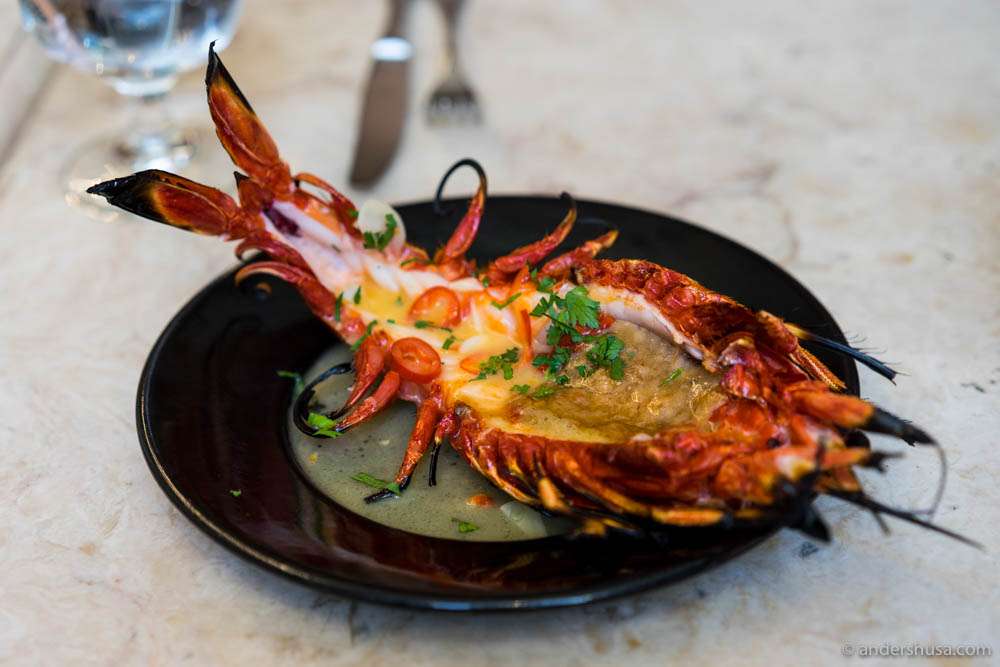 Giant red shrimp with Bairro's special sauce