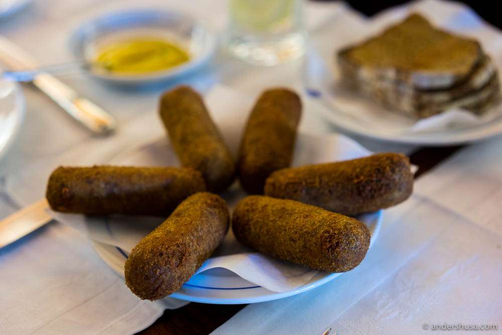 Classic croquettes and mustard