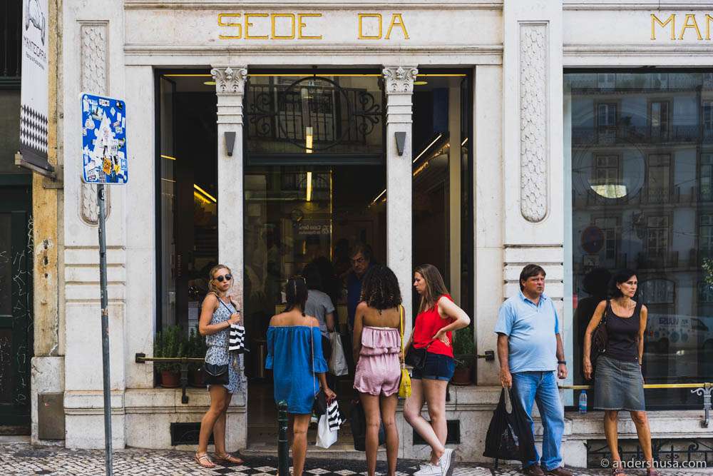 Manteigaria Fábrica de Pastéis de Nata in the busy Chiado district