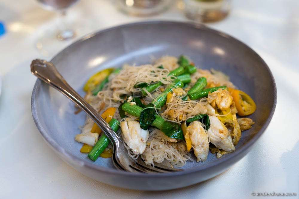 Thin Rice Noodles with Crab & Yellow Curry (Sen Mee Nua Pu Pad Prik Leung)