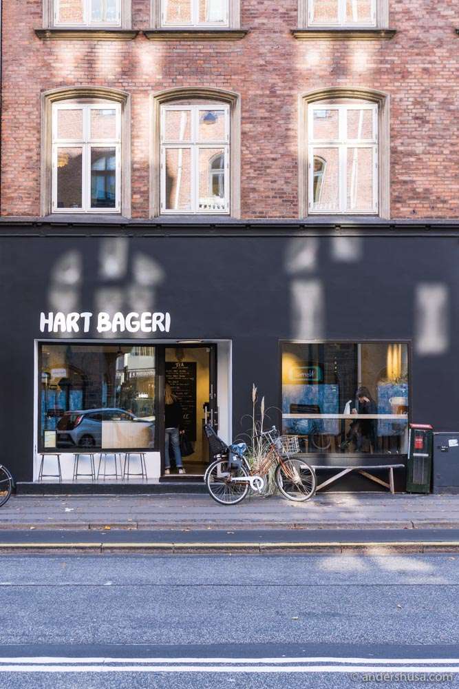Hart Bageri is located on Gammel Kongevej in Frederiksberg.