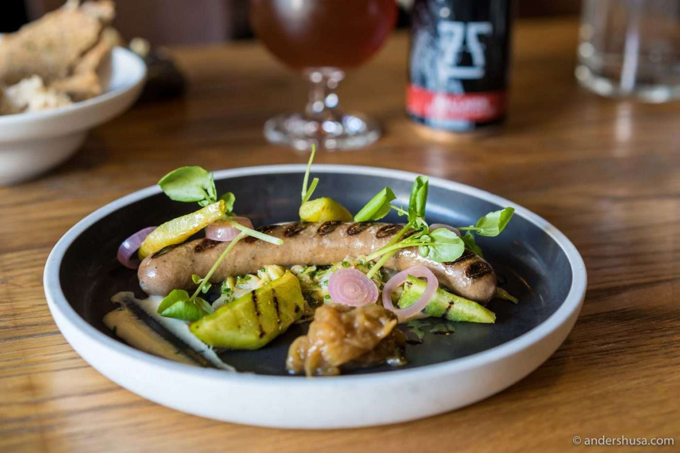 barevestlandbergennorwayborshotelrestaurantreviewtraditional