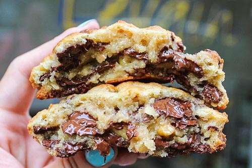 http://Levain%20Bakery