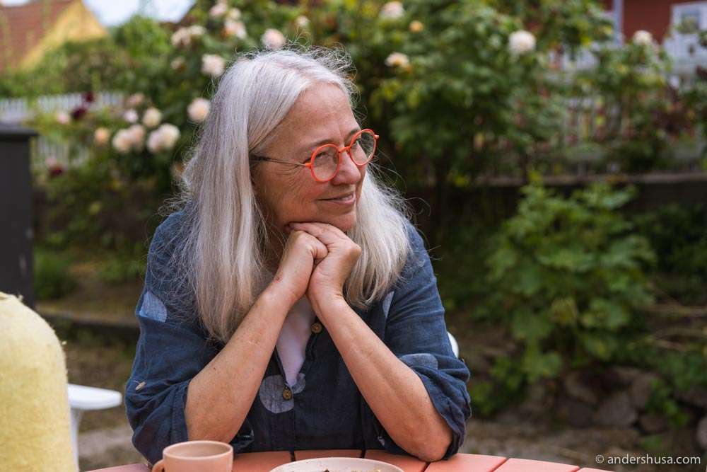 An afternoon in the sunshine with Susanne Lov.