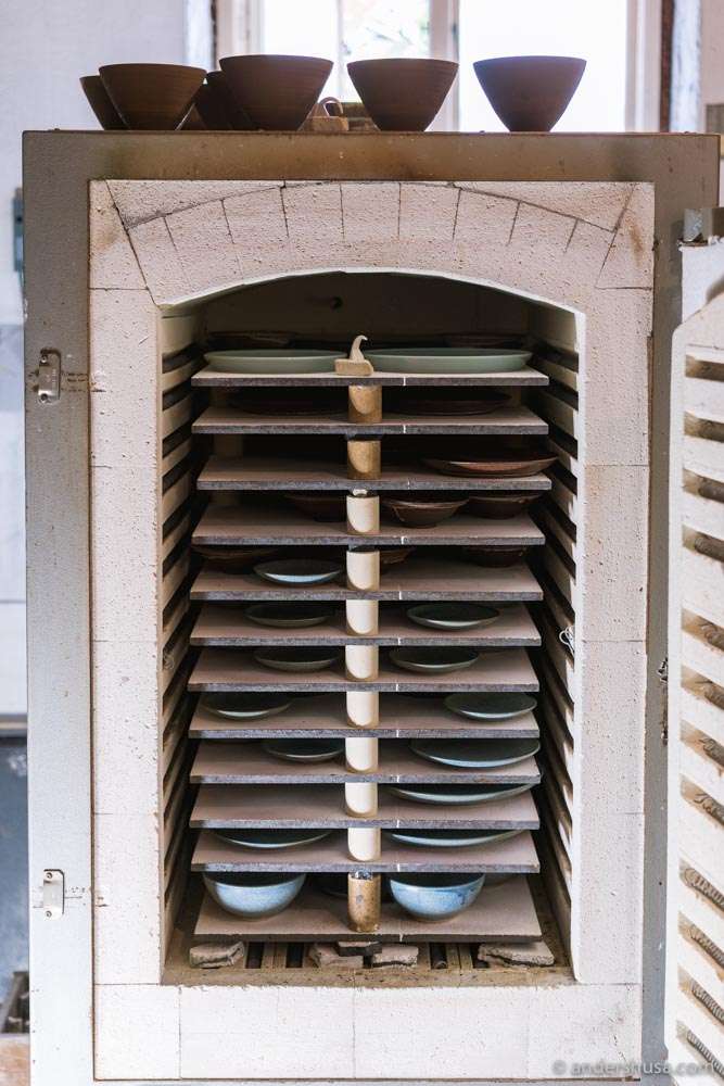 A peek inside the kiln.
