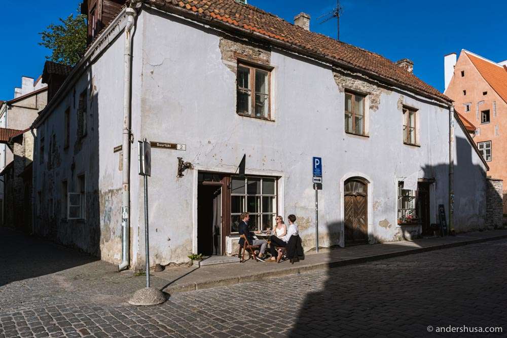Botaanik Bar is located in Tallinn's old town.