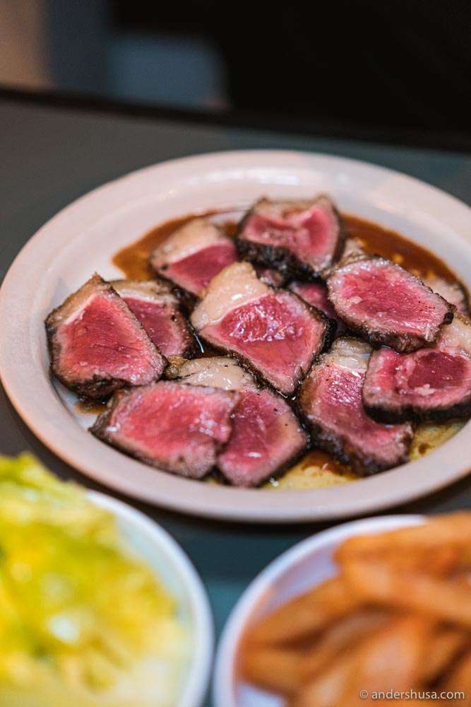 Perfectly cooked entrecôte.