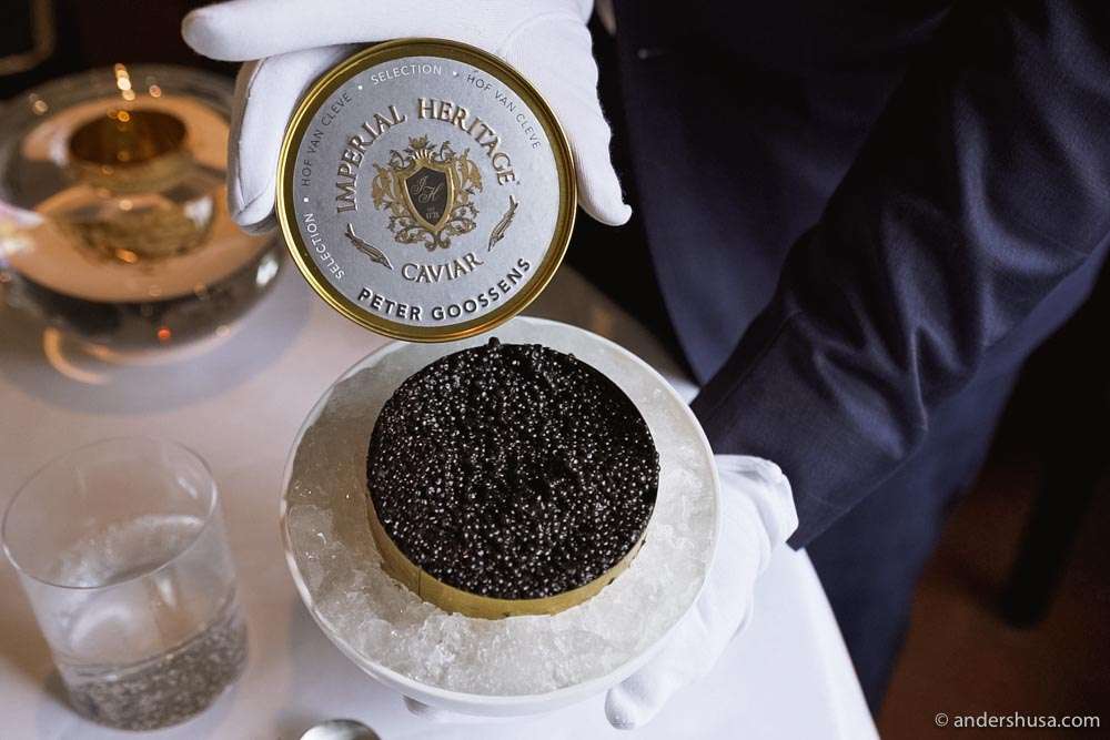 Caviar service at Hof van Cleve.