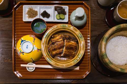 http://Okuniya%20Manbei%20Unagi