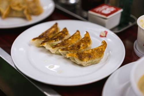 http://Ebisugawa%20Gyoza%20Nakajima