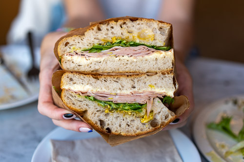 http://Auren's%20Deli