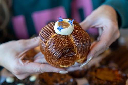 http://Parachute%20Bakery
